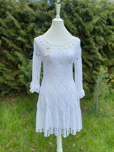 A self-crocheted tunic dress in white made of 100% polyacrylic in DE36/38 is sold. L: 78cm This dress is a must in every wardrobe! Have fun with this unique item! Dress Summer, Dress Clothes For Women, Tunic Dress, Summer Dress, Favorite Outfit, Art Collection, White Dress, Bathing Beauties, Dress Outfits