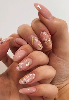 Prom Nail Designs, Classy Nail Art, Nails Dip, Floral Nail Designs, Pastel Designs, Floral Nail Art, Almond Nail, Prom Nails, Classy Nails