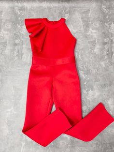 Red girl neoprene scuba jumpsuit with ruffle/ Interview romper/ Girls casual wear/ Ruffles jumpsuit/ Custom pageant outfit This beautiful jumpsuit is made from neoprene/scuba fabric. This material is stretchy and it has a shape. The romper has zipper back. It looks amazing with ruffle. It is easy to care and comfortable to wear. The jumpsuit is perfect for every important event and as casual wear. It is absolutely stunning on! Materials Neoprene Colors and sizes The jumpsuit can be made in any c Pageant Interview Outfit, Pageant Ooc, Romper Plus Size, Pageant Tips, Pageant Interview, Pageant Outfits, Pageant Wear, Romper Women, Beautiful Jumpsuits