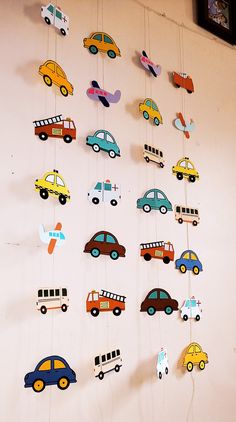 Transportation Theme Birthday DIY Decoration Diy Bday Decor At Home, Car Decoration Birthday, Transport Party Ideas, Car Themed Parties Cake, Cars Theme Decorations, Car Theme Birthday Decorations, 3rd Birthday Decoration Ideas At Home, Transport Decoration Ideas, Car Birthday Theme For Boys