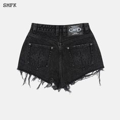 SMFK Wilderness Rock Black Short Jeans -Do not machine wash -Do not soak for a long time Size Chart ( in CM ) Waist Hip Length S 63 91 26.5 M 66 94 27.5 L 69 97 27.9 Material: 100%Cotton Short Length Black Punk Bottoms, Gothic Black Short-length Bottoms, Alternative Style Ripped Black Bottoms, Black Mid-rise Punk Bottoms, Punk Black Mid-rise Bottoms, Punk Style Black Mid-rise Bottoms, Punk Style Mid-rise Black Bottoms, Casual Black Bottoms For Concert, Black Ripped Punk Bottoms