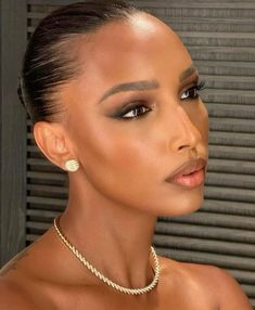 Natural Makeup Black Women, Jasmin Tookes, Formal Makeup, Jasmine Tookes, Beauty Aesthetic, Neutral Makeup, Dramatic Makeup