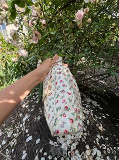 Cath Kidston Floral Tote Bag Vintage Style Handbag With Flower Print. - Etsy Ukraine Retro Cottage, Floral Tote Bag, Floral Cross, Cath Kidston, Bag Vintage, Cottage Core, Flower Print, Flower Prints, Purses And Handbags