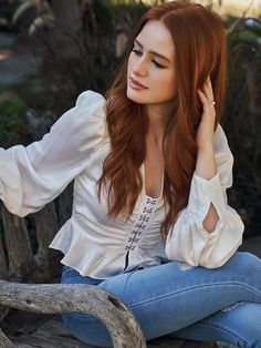 Cheryl Blossom Riverdale, Ginger Hair Color, Hair Color Auburn, Madelaine Petsch, Cheryl Blossom, Auburn Hair, Peplum Blouse, Red Hair Color