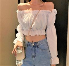 Sexy Ruffle Off-Shoulder Puffy Flared Long Sleeve Crop Tops Size (cm): one size Bust: 66 Length: 26 Sleeve: 50 Color: White Moda Ulzzang, Mode Ulzzang, Summer Crop Tops, Crop Top Outfits, Ulzzang Fashion, Off Shoulder Top, Mode Inspo, 가을 패션, Mode Vintage