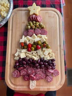 a christmas tree made out of meat and cheese