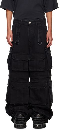 Non-stretch denim cargo pants. Fading throughout. · Belt loops · Four-pocket styling · Integrated D-rings at waist · Cargo pockets at front and outseams · Logo patch at back waistband Supplier color: Black Baggy Techwear Cargo Jeans With Belt Loops, Vetements Pants, Cargo Jeans Men, Gang Style, Denim Cargo Pants, Denim Cargo, D Rings, Cargo Pants Men, Cargo Jeans