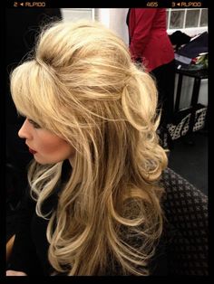 Poofy Hair, 60s Hair, 70s Hair, Long Blonde, فستان سهرة, Long Blonde Hair, Great Hair, Big Hair, Aesthetic Hair