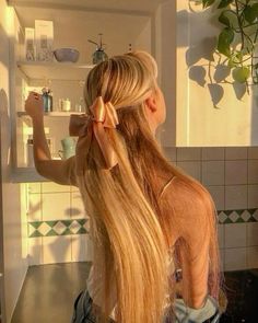 disney princess || rapunzel Longhair Hairstyles, Aesthetic Hairstyles, Tuxedo Mask, Minako Aino, Sailor Mercury, Curly Bob Hairstyles, Long Blonde, Good Hair Day, Long Blonde Hair