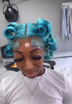 Wig Install With Color, Frontal Color Ideas, Wig Colors, Business Hairstyles