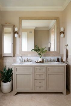 A minimalist bathroom featuring a light brown vanity and neutral tones for a sleek and modern design. Light Brown Bathroom Ideas, Bathroom Vanity Inspiration, Brown Bathroom Vanity, Vanity Inspiration, Bathroom Makeovers