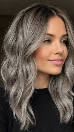 medium length gray hairstyles with bangs Gray Mid Length Hair Styles, Haïr Style With Curtain Bangs, Grey Hair Curtain Bangs, Grey Ash Blonde Hair, Silver Hair Highlights Going Gray, Grey Hair Fringe, Ashy Silver Hair, Smokey Grey Hair