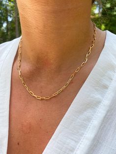 • 18k Gold Filled • Sizes Vary • Lobster Clasp Closure Dainty Paperclip Necklace, Paperclip Gold Necklace, Paperclip Necklace With Pendant, Small Gold Chain Necklace, Gold Paperclip Necklace, Staple Necklace, Gold Schmuck, Brazilian Gold, Dainty Gold Jewelry