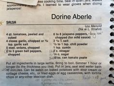 a recipe book with instructions on how to make donut aberie in english and spanish