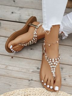 Dourado Festa Collar   Simples Sandálias de dedo Embellished Wedding Sandals For Bride, Bridesmaid Sandals, Sparkle Sandals, Beach Wedding Shoes, T Strap Flats, Shoes Heels Classy, Crystal Sandals