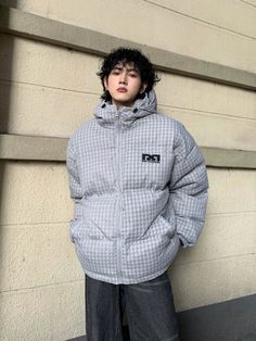 Elevate your wardrobe with our items, the epitome of modern elegance and versatility of Korean Men’s Fashion. Hooded Puffer Jacket, 150 Lbs, Pull Sweat, Korean Men, Modern Elegance, Puffer Jacket, Parka, Puffer, Blazer