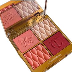 Charlotte Tilbury Blush Palette, Charlotte Tilbury Palette, Charlotte Tilbury Blush, Charlotte Tilbury Pillow Talk, Holiday Pillow, Authentic Beauty, Makeup News, Face Palette, Cruelty Free Brands