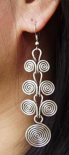 Wire coils Earrings Inspiration