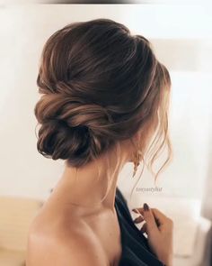 5 Quick and Gorgeous Bun Styles for Busy Mornings Updo Hairstyles Tutorials, Classic Wedding Hair, Bridesmaids Hair, Elegant Wedding Hair