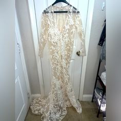 Was Worn At A Maternity Shoot Dress. Small Belly. Can Be Worn As Regular Dress And Front Does Not Have Belly Print. Has Some Stretch. Zipper On Back Down To Glute Area Length-60inc Mermaid Tale- 60inch Maternity Shoot Dress, Small Belly, Mermaid Tale, Maternity Shoot, Pregnancy Shoot, Dress Small, Bridal Lace, Deep V, Bridal Dresses