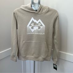 Youth Large Under Armour Tan Sweatshirt New With Tags White Hooded Tops For Outdoor Activities, White Logo Print Top For Outdoor, Casual Under Armour Tops For Outdoor, Camouflage Hoodie, Under Armour Girls, Camo Hoodie, Under Armour Hoodie, Youth Hoodies, Under Armour Shirts