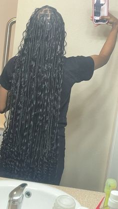 i wore these to the bahamas! Smeduim Knotless, Smedium Knotless With Boho, Long Boho Knotless Braids, Girls Braided Hairstyles Kids, Boho Knotless Braids, Boho Knotless, Bohemian Braids, Hair Twist, Hairstyles Kids