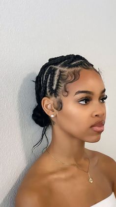 Women Braids Hairstyles, Braids Hairstyles Ideas, Cabello Afro Natural, Hair Styles Braids, Beauty Tutorial, Women Braids, Twisted Hair, Styles Braids, Braided Cornrow Hairstyles