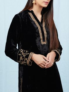 Velvet Pakistani Dress, Velvet Dresses Outfit, Velvet Kurti, Velvet Suit Design, डिजाइनर कपड़े, Velvet Kurta, Pakistani Style