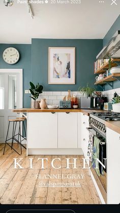 the kitchen is clean and ready to be used as an appliance for cooking