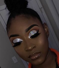 Pin on makeup for Black women Birthday Makeup Looks, Glitter Makeup Looks, Prom Makeup Looks, Glam Makeup Look, Dope Makeup, Glam Look