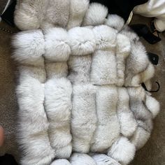 Work A Handful Of Times Beautiful Fox Fur Coat. Clips Up At Front , Sleeves Unzip For Arms To Come Over If You Wanted To Wear As A Vest Fox Fur Coat, Fox Fur, To Color, Gray White, Fur Coat, Fox, Jackets For Women, Size Medium, How To Wear