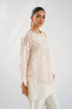 Shyla Elegant Cotton Dress With Cutwork Details, Elegant Fitted Blouse With Cutwork Hem, Elegant Cutwork Tops For Spring, White Feminine Top With Cutwork Hem, Elegant Summer Blouse With Cutwork, Elegant Summer Cutwork Blouse, Elegant Fitted Cutwork Tops, Elegant White Cutwork Blouse, Elegant White Cutwork Tops