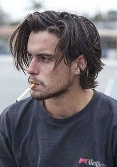 Mens Medium Length Hairstyles, Haircuts Medium, Mens Hairstyles Medium, Mens Hairstyles Thick Hair, Mens Haircuts, Men's Long Hairstyles, Mens Wigs, Hair Textures, Medium Length Hair Men