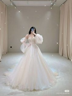 Princess Ball Gowns Wedding Dress, Korean Wedding Dress, Ball Gowns Wedding Dress, Pretty Quinceanera Dresses, Gowns Dresses Elegant, Pretty Wedding Dresses, Princess Ball Gowns, Dream Wedding Ideas Dresses, Pretty Prom Dresses