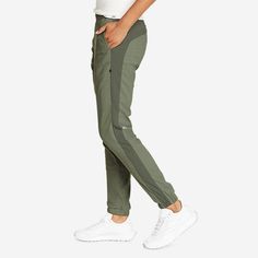 Women's Guide Lined Joggers | Eddie Bauer Best Joggers For Women, Best Travel Pants, Best Joggers, Alpaca Clothing, Hiking Boots Outfit, Hiking Pants Women, Linen Joggers, Travel Pants, Hiking Pants