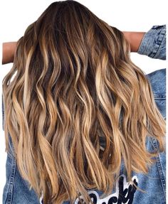 Boliage Hair, Honey Blonde Hair, Mermaid Hair, Long Bob, Cool Hair Color, Hair Color Trends