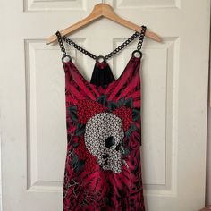 Small Nwt Sleeveless Skull Print Party Dress, Black Skull Print Dress For Party, Gothic Skull Print Party Dress, Punk Black Dress With Skull Print, Black Punk Dress With Skull Print, Punk Style Skull Print Summer Dress, Punk Style Black Dress With Skull Print, Punk Style Skull Print Dress For Halloween, Edgy Black Dress With Skull Print