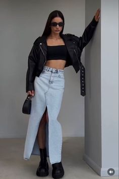 Womens Fall Fashion Street Style, Looks Party, Neue Outfits, Leather Jacket Outfits, Jeans Rock, Looks Style, Winter Fashion Outfits, Outfits Casuales, Edgy Fashion