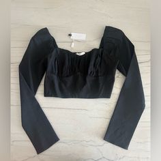 Nwt. Astr The Label Black Crop Top Black Cotton Grunge Crop Top, Urban Outfitters Black Cropped Top, Black Compressive Elastane Crop Top, Black Stretch T-back Crop Top, Black Crop Top With Built-in Bra And Medium Support, Astr The Label, Black Crop Top, Black Crop, Black Crop Tops