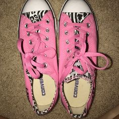 "Lauren" Custom Converse Never Worn!! Size 7.5 Women's Pink Converse Sneakers With Laces, Pink Converse Slip-on Sneakers, Pink Slip-on Converse Sneakers, Converse Shoes Custom, Converse Pink, Custom Converse, Shoes Custom, Womens Converse, Wear Pink