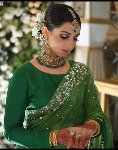 Reception Saree Look, Mayon Dresses, Pakistan Dress, Organza Embroidery, Long Frock Designs, Latest Dress Design, Simple Sarees