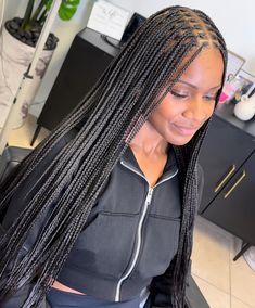 Large Knotless Braids Side Part, Knotless Braids Styles, New Trendy Hairstyles, Knotless Braids Hairstyles, Summer Braids, Side Part Hairstyles, Braids Styles, Box Braids Hairstyles For Black Women, Small Braids