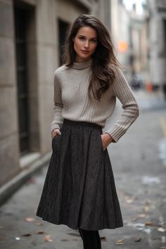 Ribbed Jacket Outfit, Modest Skirt Outfit Ideas, Elegant Modest Everyday Outfits, Europe Inspired Outfits, Neuflora Outfits, Modest Classy Outfits For Women, Retro Chic Outfits, Old Money Modest Outfit, Artistic Outfits Aesthetic