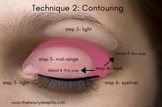 How to apply eyeshadow: Learn step-by-step with these PRO makeup tips! Six techniques to play with! This is the contouring technique...click through for more... #makeuptips #eyemakeup #eyeshadow Makeup Hooded Eyes, Maquillage Goth, Gold Eyeliner, Deep Set Eyes