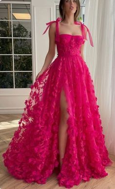 Hot Pink Wedding Dress The Bride, Dark Pink Gown, Valentine's Outfit, Barbie Pink Dress, Classy Short Dresses, Trendy Party Dresses, Fancy Sarees Party Wear, Gowns Dresses Elegant, Stunning Prom Dresses