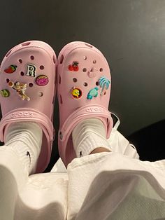 Pink Crocs Outfit, Gymnastics Stretches, Pink Crocs, Crocs Jibbitz, Pink Ballerina, Shoe Inspo, Aesthetic Shoes