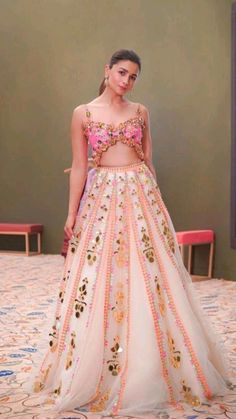 Hot Pink Lehenga Party Wear, Aaliya Bhatt, Tulle Lehenga, भारतीय दुल्हन संबंधी, Papa Don't Preach, Suits Indian, डिजाइनर कपड़े, Wedding Lehenga Designs