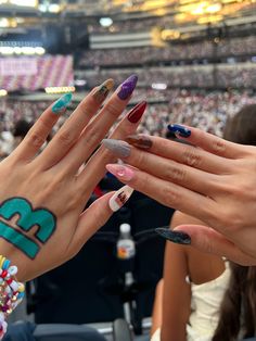 Eras Tour Nail Ideas Fearless, Nail Art Taylor Swift Eras Tour, Taylor Swift Nail Art Eras, Taylor Swift Albums Nails, Taylor Nails Eras, Taylor Swift Nails Inspired Eras Tour Lover, Taylor Swift Gel Nails, Eras Tour Manicure