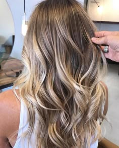 So soft and subtle, this one will never get old! . . . . . . . . #kellymassiasha... #kellymassiasha #never #subtle Natural Blonde Balayage, Blonde Balayage Hair, Balayage Blond, Blond Balayage, Natural Blonde, Balayage Color, Caramel Highlights, Balayage Hair Blonde, Hairstyle Inspo