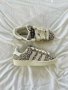 Leopard Adidas, Vintage Style Shoes, Christmas Shoes, Colorful Shoes, Adidas Campus